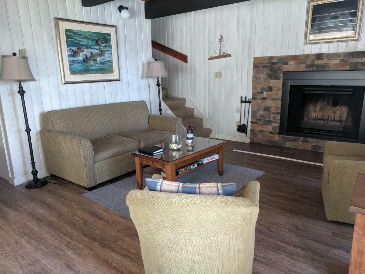 Gowlland Harbour Resort Heriot Bay Exterior foto